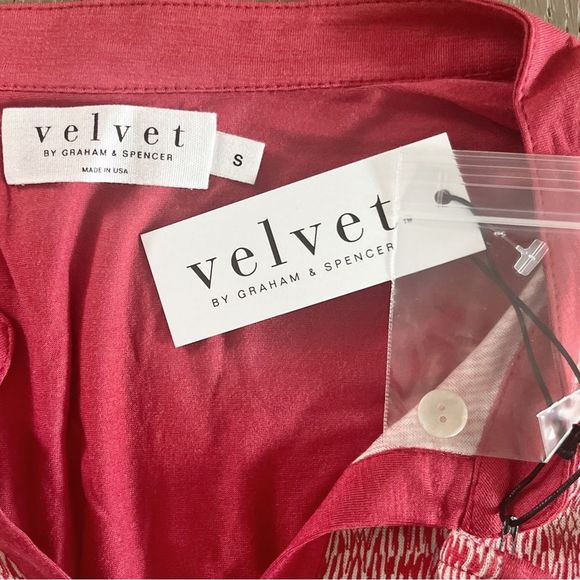 NWT Velvet by Graham & Spencer Suri Blouse in Red - Picture 3 of 7